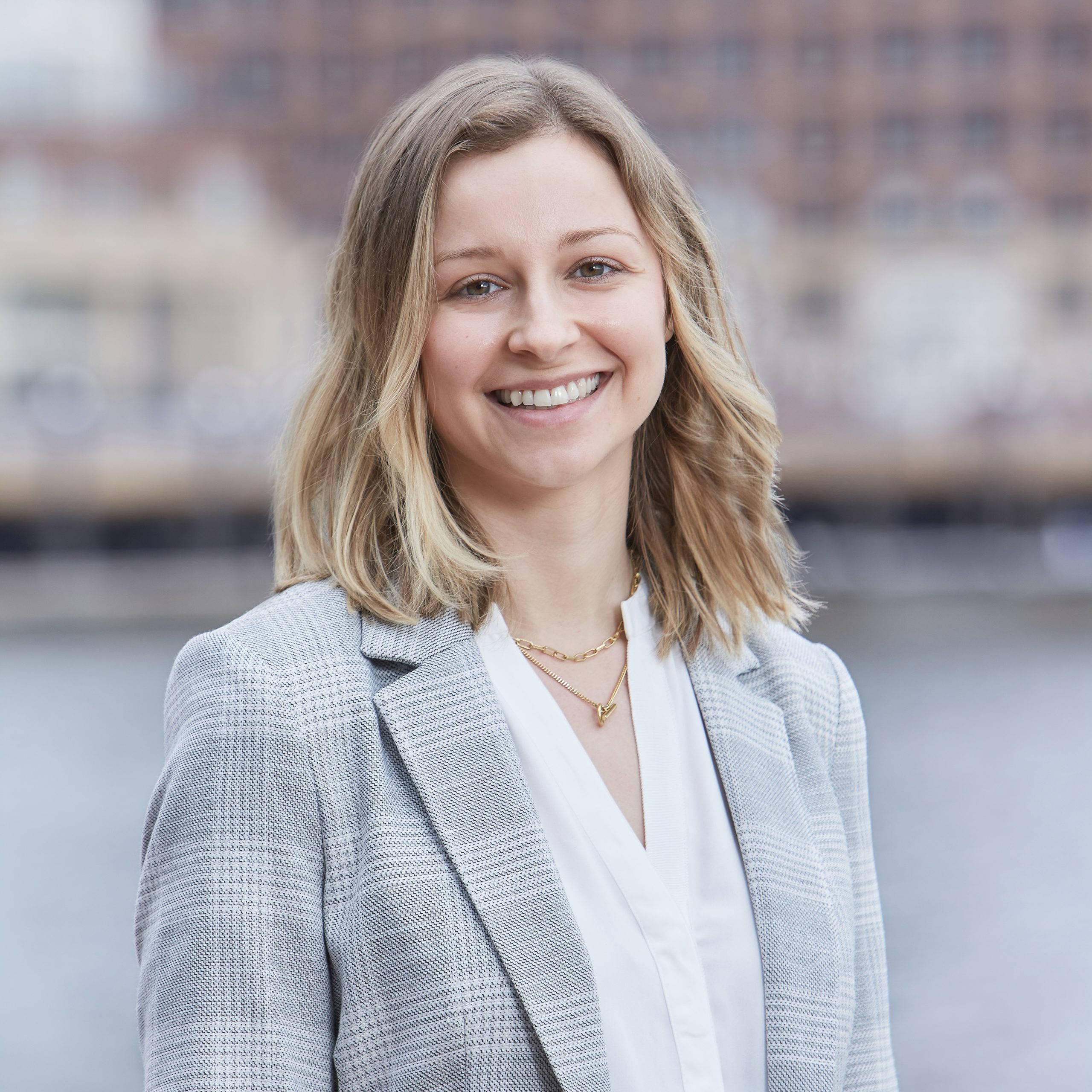 Samantha Lupacchino - Paralegal